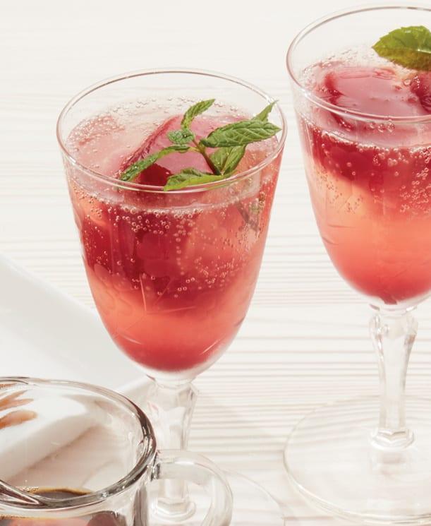 Sparkling Holiday Sippers