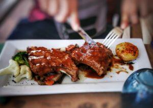 Memphis−Style Barbecued Ribs